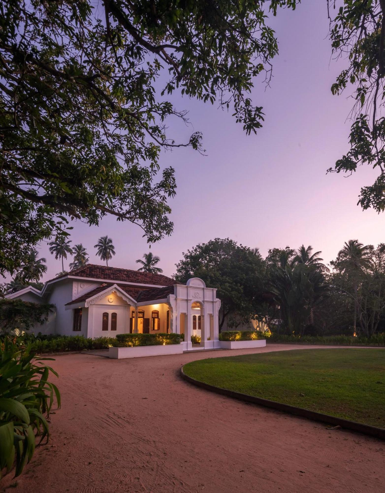 Uga Riva - Negombo Otel Dış mekan fotoğraf